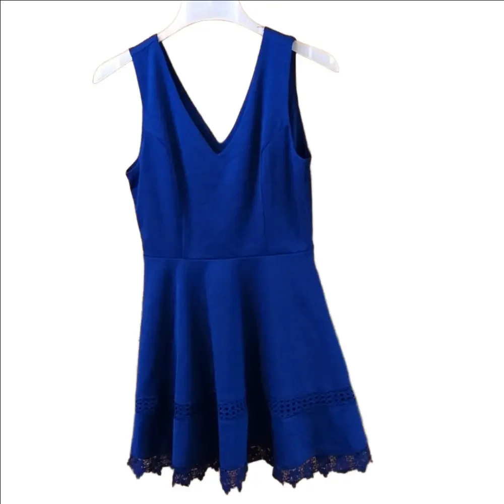 Mi amiβ Crochet Sleeveless Cobalt Blue Dress Size Medium